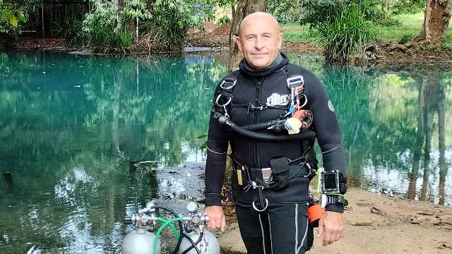 My best sidemount harness custom-made for technical diving