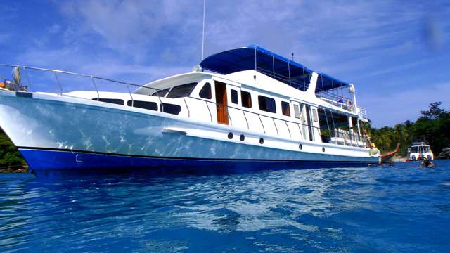 Phuket diving on big comfortable boats