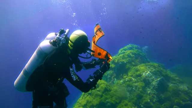 Intro To Technical diving course Phuket with twinset tanks