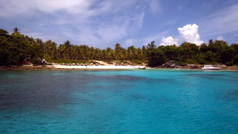 Low season Phuket diving at Racha Yai Island
