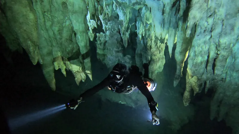 Technical instructor cave diving Phuket